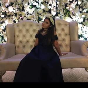 Meet your Posher, Angel hannah